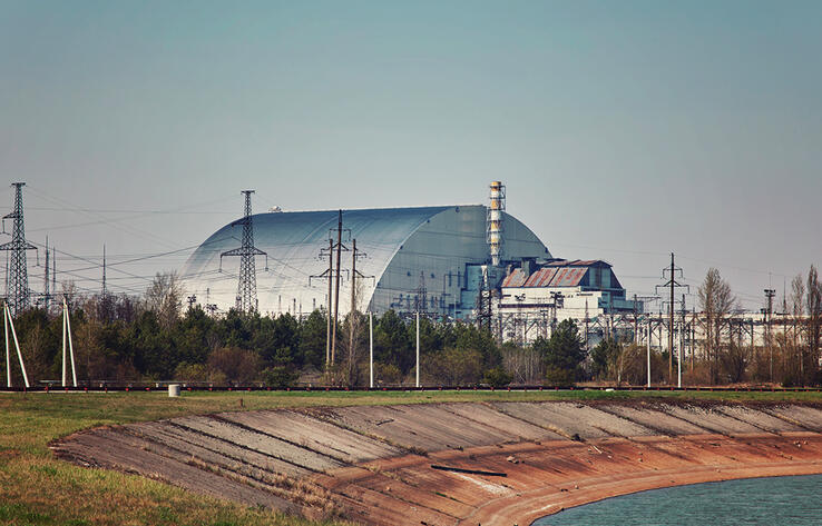 Российские войска взяли под контроль территорию Чернобыльской АЭС