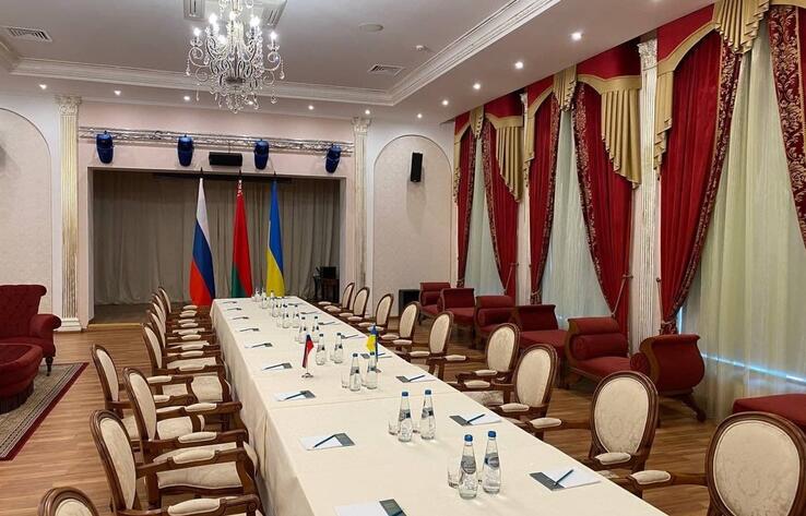 Члены украинской делегации прибыли к месту переговоров с Россией