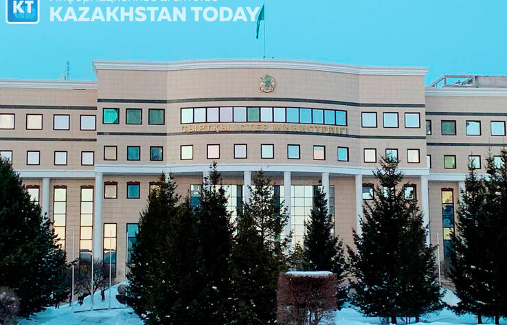 Посла Британии вызвали в МИД после заявлений Ходж о санкциях против Казахстана