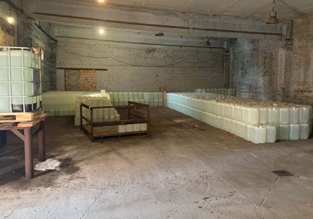 Свыше 700 граммов наркотических средств и 60 тонн прекурсоров изъято в ВКО