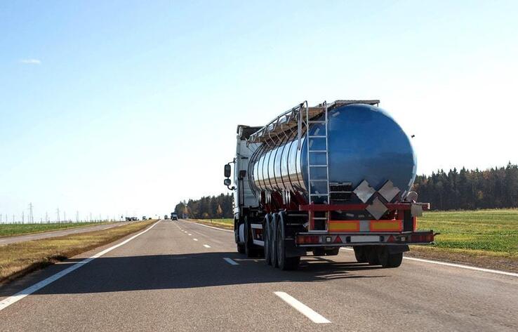 В РК продлят запрет на вывоз нефтепродуктов автотранспортом