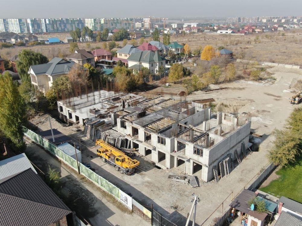 В Алматы снесут незаконно построенный 12-этажный многоквартирный дом. Фото: пресс-служба акимата Алматы 