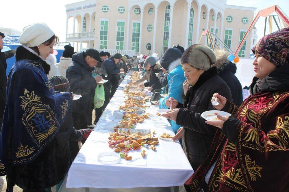 Народные гуляния "Ұлы Дала мекенім!" в честь Наурыз мейрамы прошли в Кокшетау. Фото: УВП Акмолинской области 