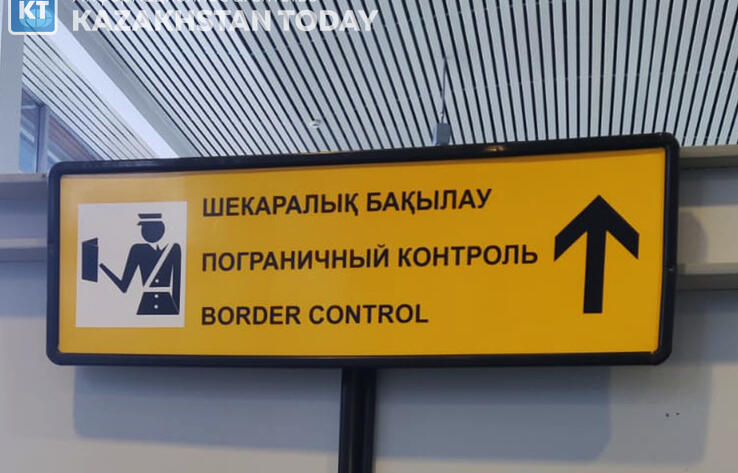 Россия снимает ограничения на перемещение через границу с Казахстаном 