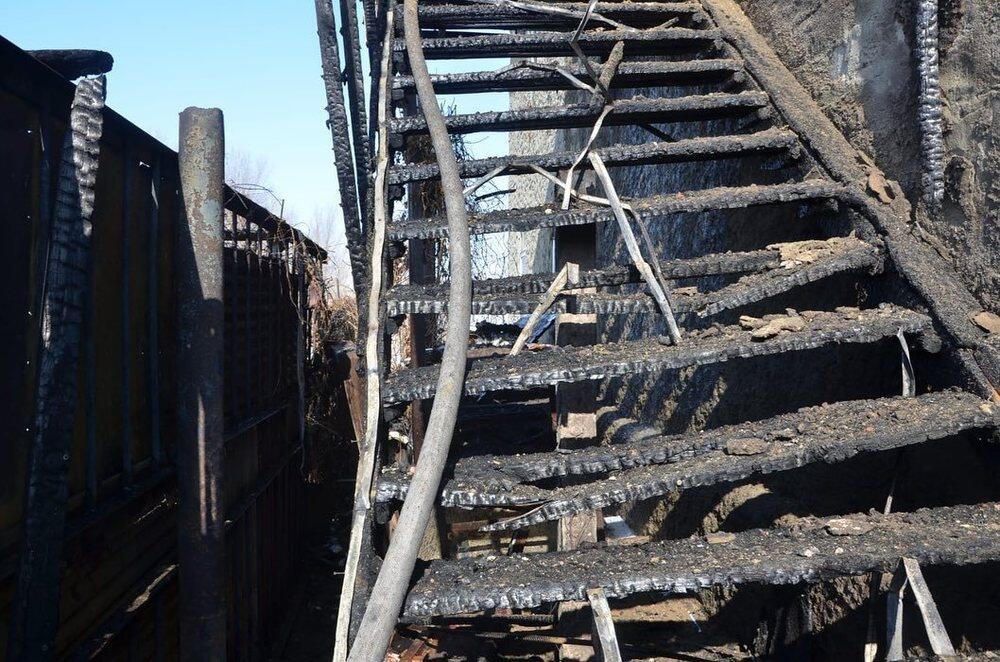 Четыре человека погибли при пожаре в Костанае. Фото: instagram/qostanai_tjd