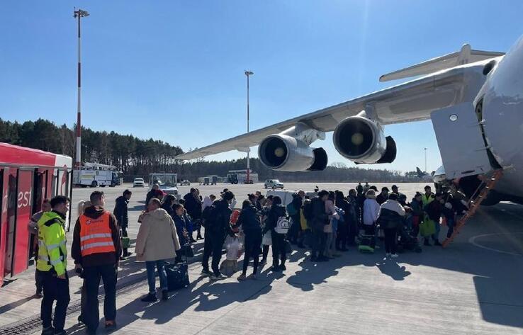 Из Польши в Алматы вылетел седьмой репатриационный рейс с казахстанцами 