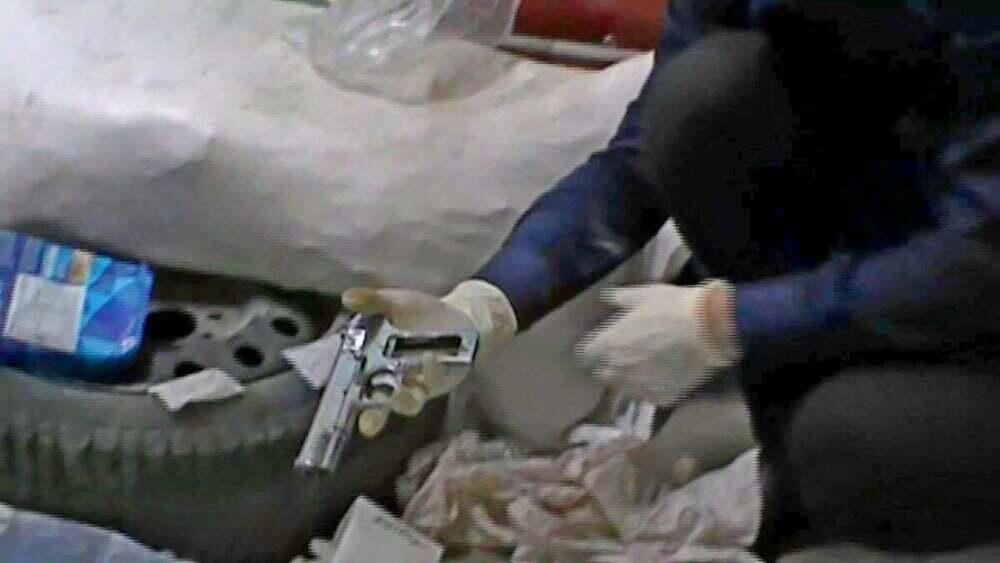 Житель ВКО хранил в тайнике целый арсенал оружия