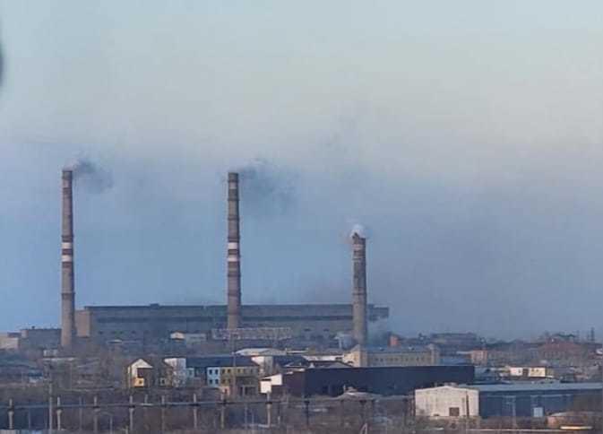В Петропавловске на ТЭЦ-2 рухнула дымовая труба