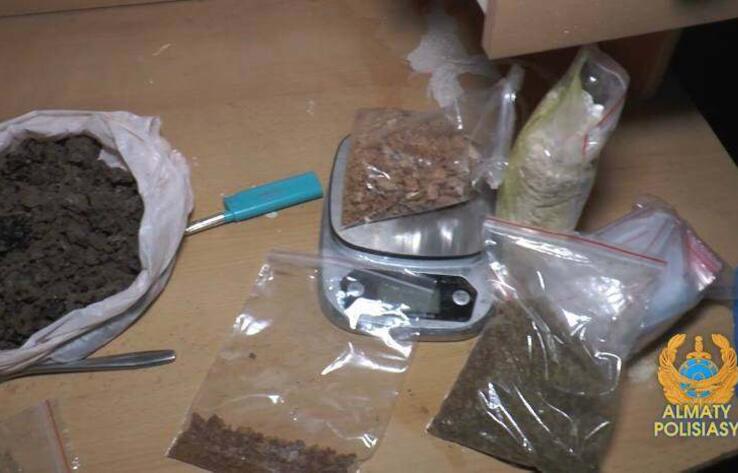 Из нарколаборатории в Алматы изъяли сырье на 150 млн тенге