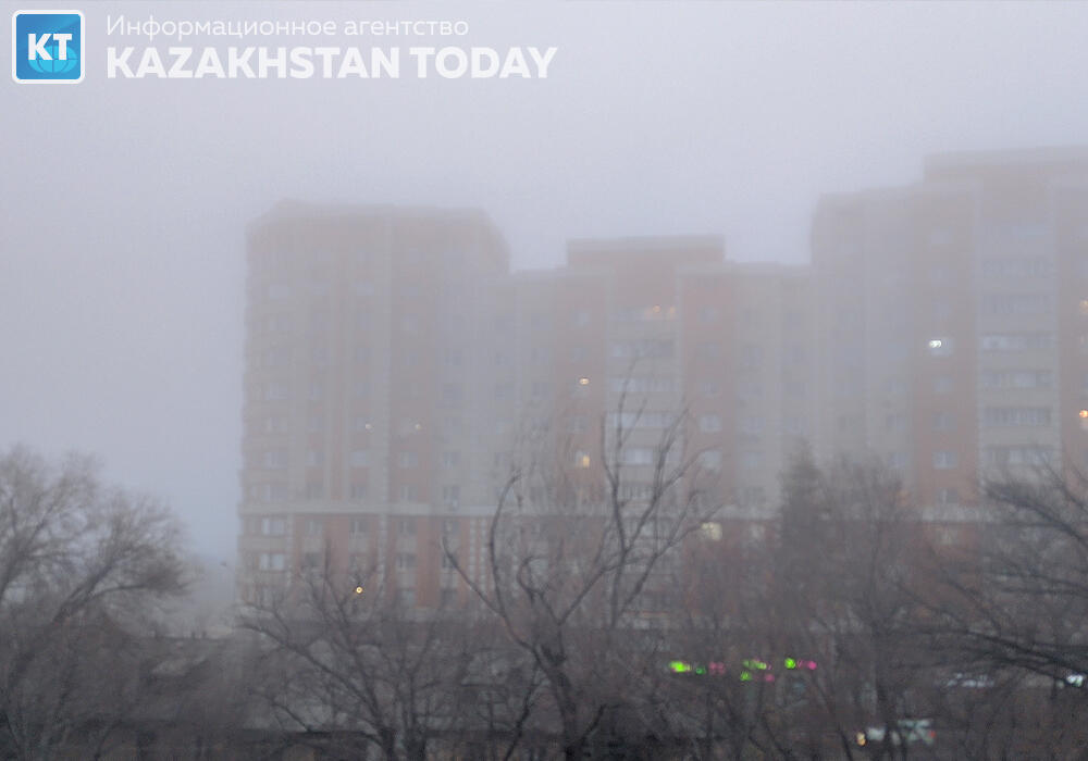 Штормовое предупреждение объявили в восьми областях Казахстана