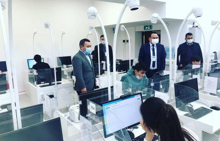 В Казахстане пороговый балл на мартовском ЕНТ набрали более 70% абитуриентов 
