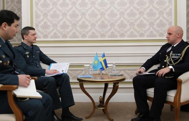 В Минобороны обсудили военное сотрудничество Казахстана и Швеции