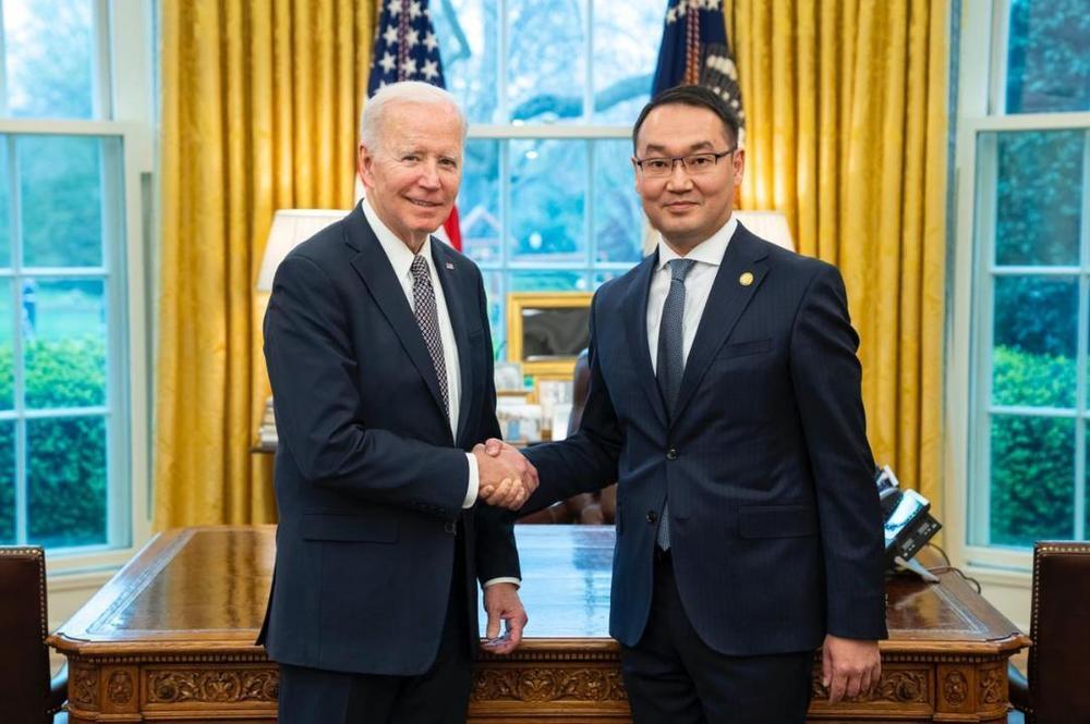 Посол Казахстана встретился с президентом США 