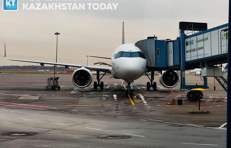В четыре казахстанских аэропорта поступили сообщения о "заминированном" самолете 