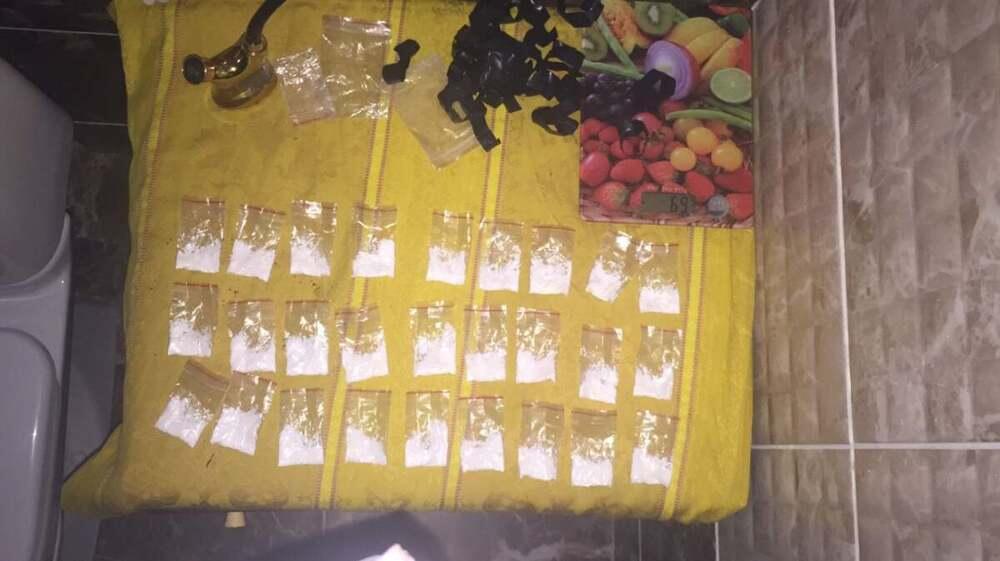 В Акмолинской области у закладчиков изъяли 96 свертков синтетических наркотиков 