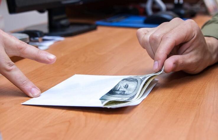 Алматы ҚДСБ бұрынғы бөлім басшысы жемқорлық үшін сотталды