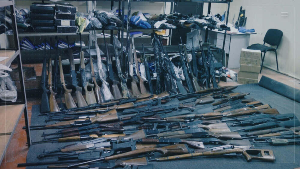 Полицейские выявили более 100 схронов и тайников с оружием 
