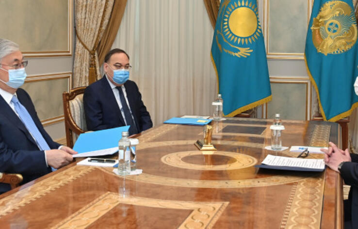 Токаев принял вновь назначенного посла Казахстана в КНР