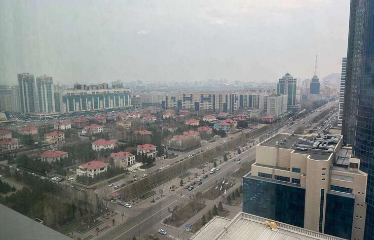 Nur-Sultan covered with smoke. Possible causes named