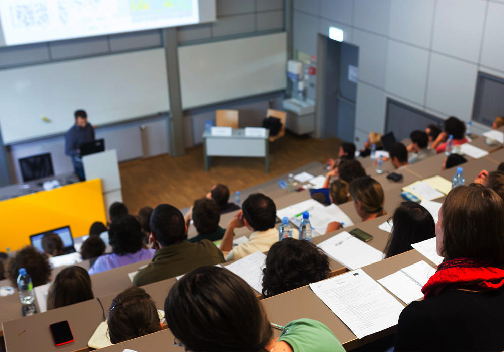 БҒМ: Білім беру гранттарының саны рекордтық 73 мыңға дейін өседі