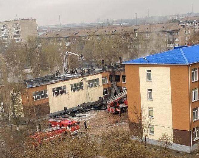 Пожар в школе Павлодара. Фото: instagram/tipavlo.dar