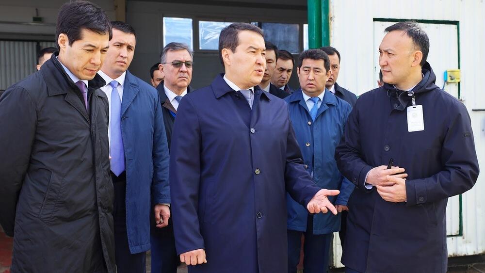 Завершить до конца года основной ремонт дорог в ЗКО поручил Смаилов