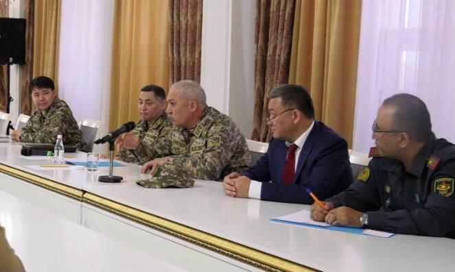 Министр обороны встретился с предпринимателями по проблемным вопросам АО "Эскери Курылыс". Фото: МО РК