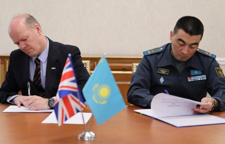 В Минобороны обсудили вопросы двустороннего военного сотрудничества Казахстана и Великобритании