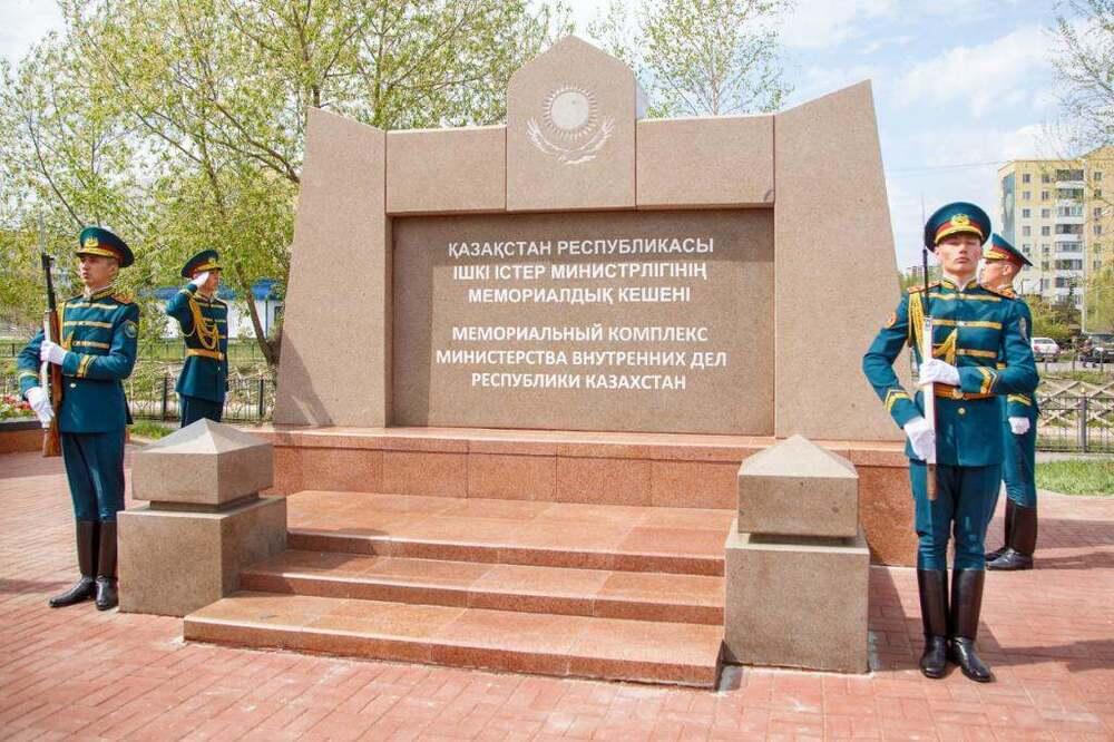 В Нур-Султане открыли "Стену памяти" в честь героев Великой Отечественной войны 
