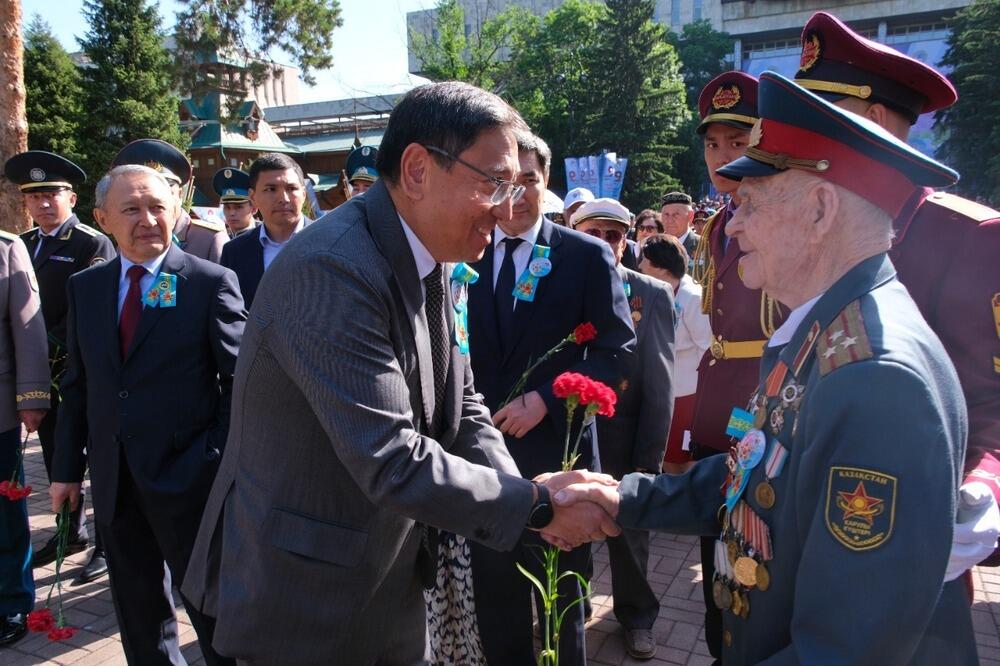 День Победы отметили в Алматы. Фото: акимат Алматы 