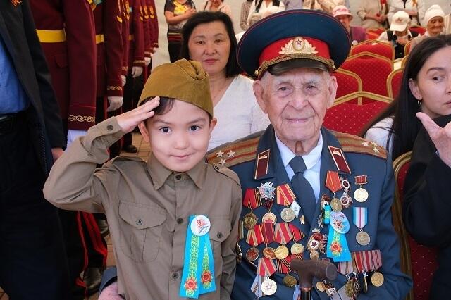 День Победы отметили в Алматы. Фото: акимат Алматы 