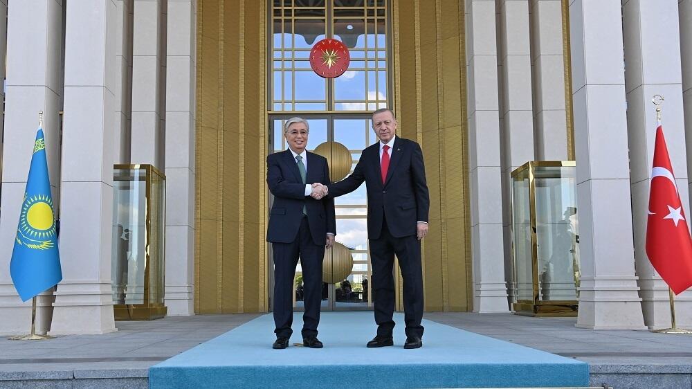 Президенты Казахстана и Турции провели переговоры