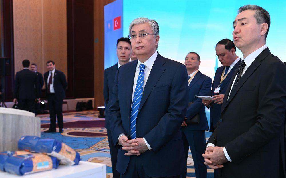 Тоқаев түрік кәсіпкерлерінің ірі инвестициялық жобаларымен танысты