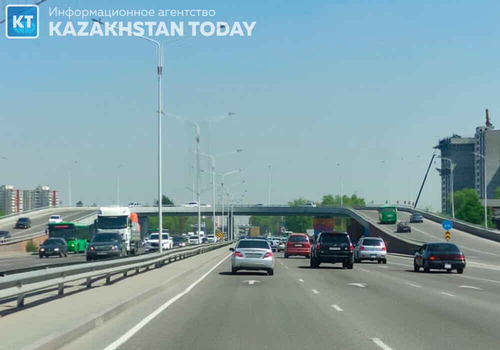 В Алматы временно перекроют проспект Абая