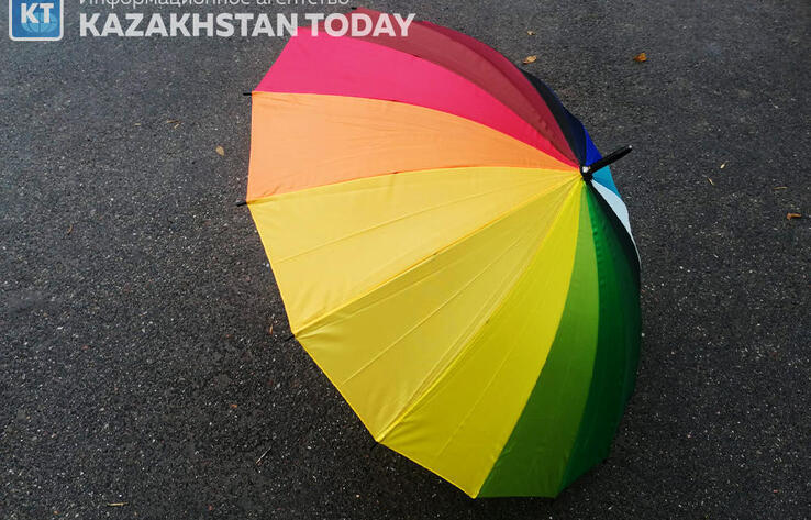 Штормовое предупреждение объявили в десяти областях 