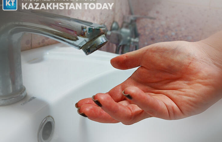 В нескольких районах Алматы временно отключат горячую воду