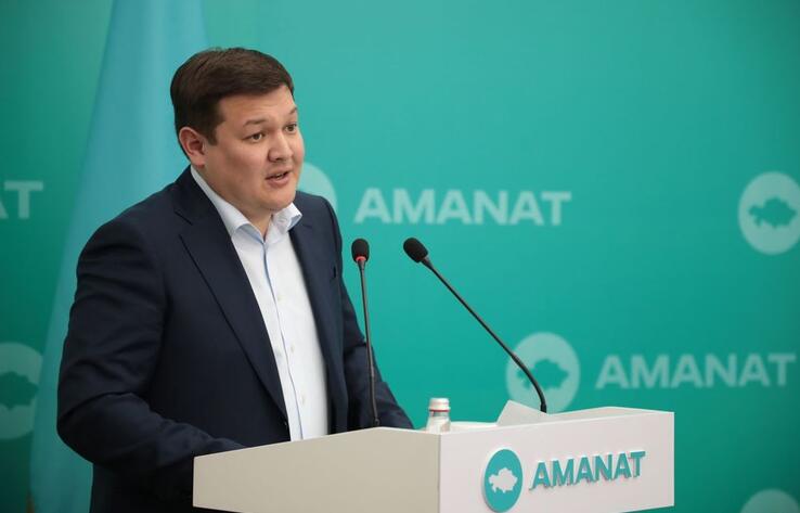 На встречах AMANAT в Атырауской области обсудили важность референдума