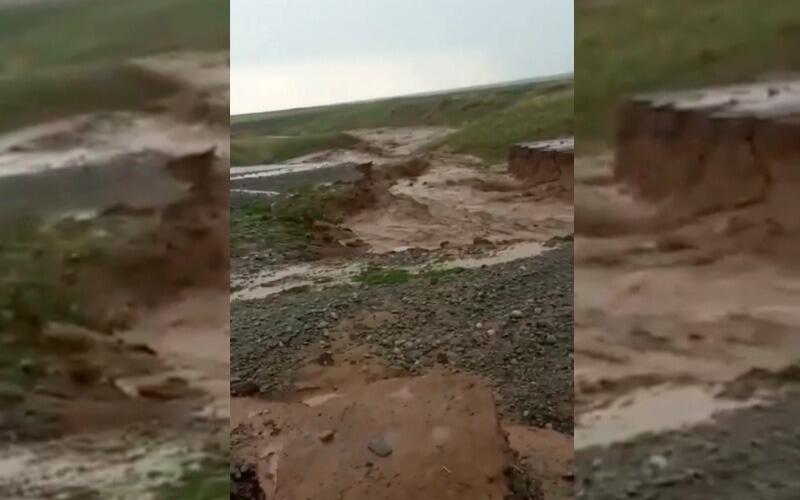 В Алматинской области из-за сильных осадков размыло мост