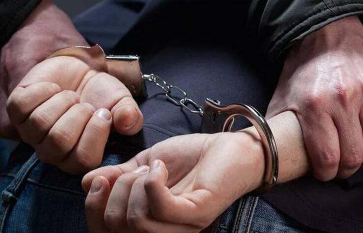 Напавшего на женщину в лифте задержали полицейские Шымкента 