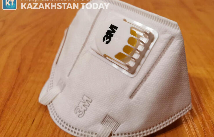 PM says foreign tourists should follow Japan face mask rules