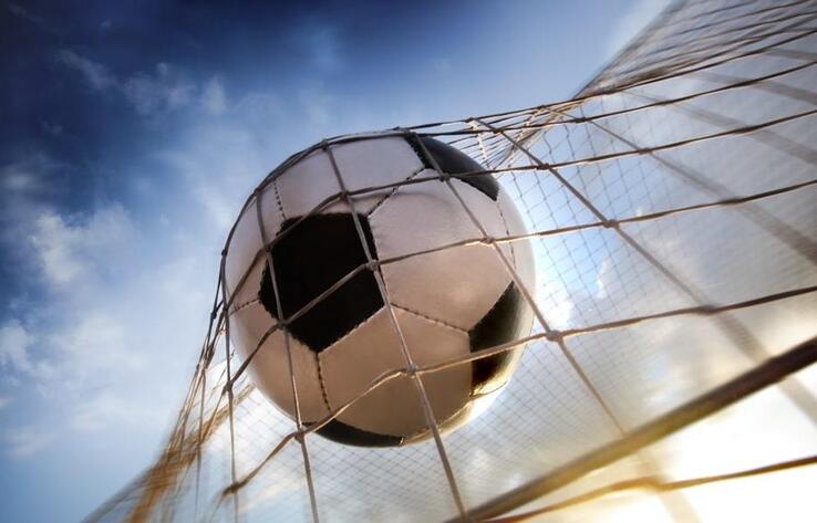 УЕФА оштрафовал Казахстанскую федерацию футбола более чем на 19 тысяч евро за поведение фанатов