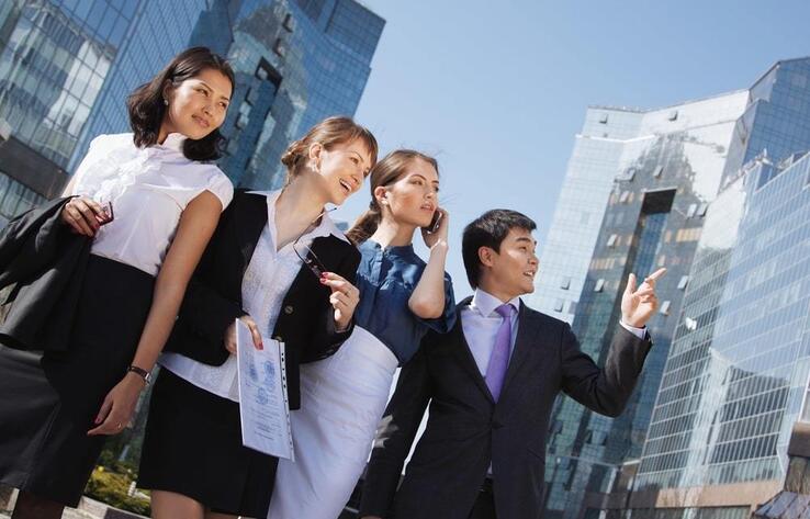 На десять девчонок по статистике сколько ребят? В Казахстане — больше десяти, и "нехватка" девушек год от года растёт