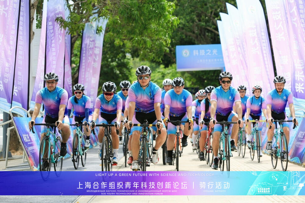 В городе Шэньчжэнь прошел молодежный велопробег