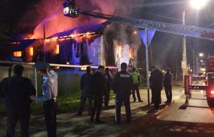Двое мужчин погибли при пожаре в Костанае