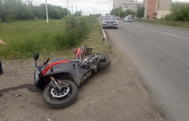 В Петропавловске водители скутера и мотоцикла пострадали в ДТП