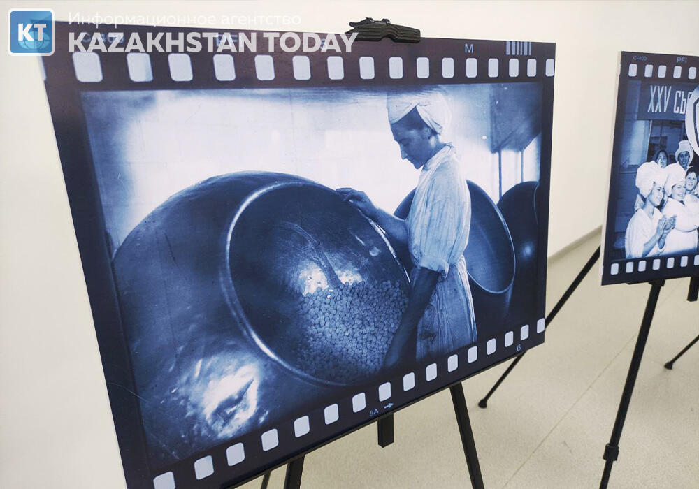 Popular confectionery factory Rakhat turns 80