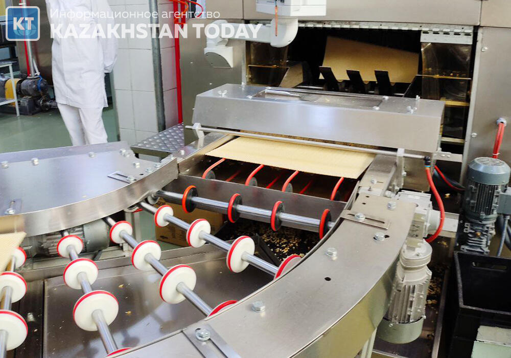 Popular confectionery factory Rakhat turns 80