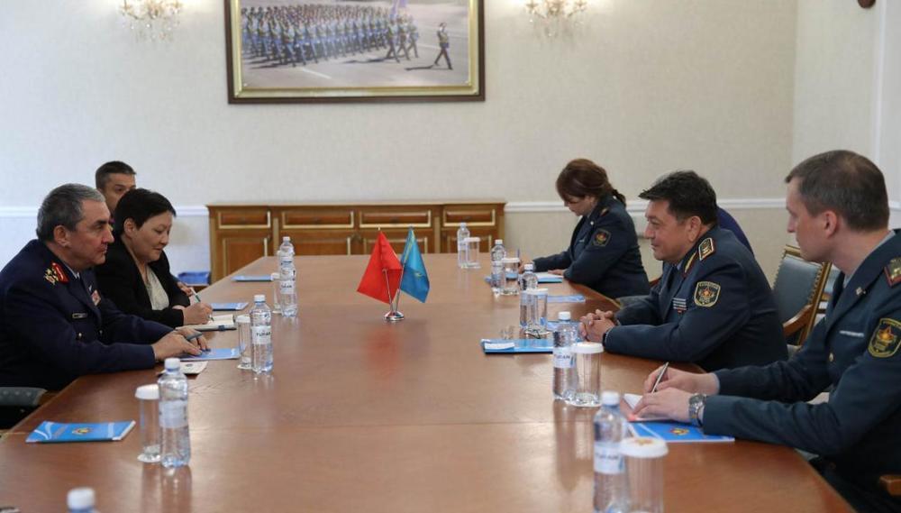 Начальник Генштаба ВС РК встретился с командующим ВВС Турции. Фото: МО РК