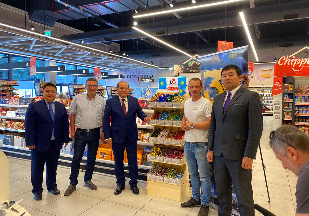 Казахстанские конфеты появились на прилавках израильских супермаркетов. Фото: facebook/Embassy of the Republic of Kazakhstan to Israel and Cyprus