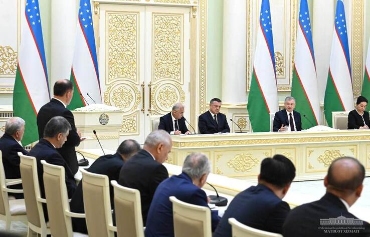 Президент Узбекистана предложил провести референдум по поправкам в Конституцию